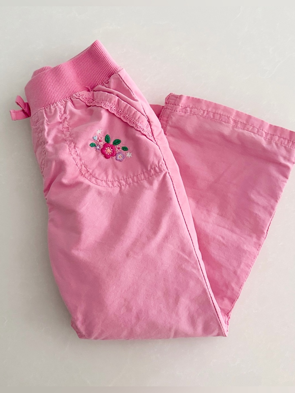 OshKosh B'gosh Toddler Girls Embroidered Pants • Size 3T